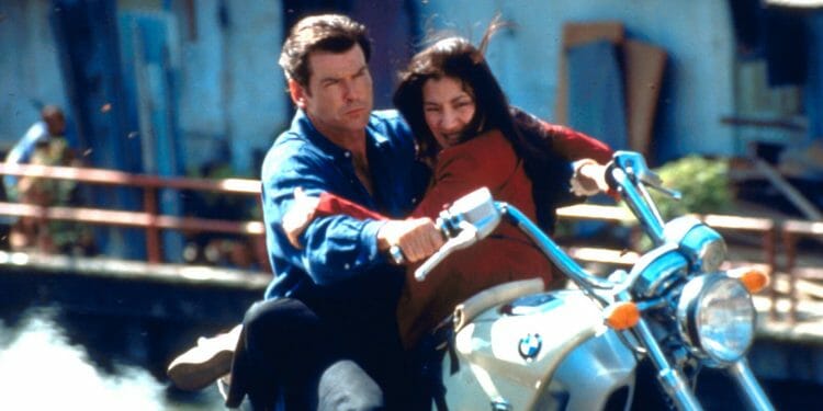 JAMES BOND – DER MORGEN STIRBT NIE Szenebild