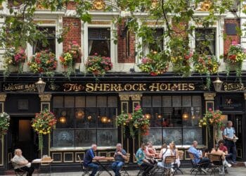 sherlock holmes restaurant london